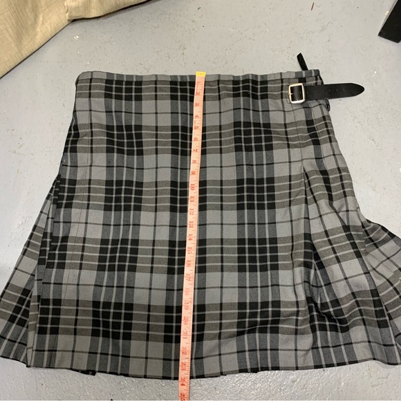 The Kilt co Tartan Kilt Skirt Black Gray Leather Buckle Sz 42/44 Scottish Celtic - Picture 15 of 15